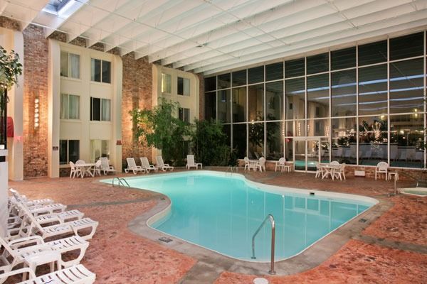 Courtyard By Marriott Toledo West Hotel Съоръжения снимка